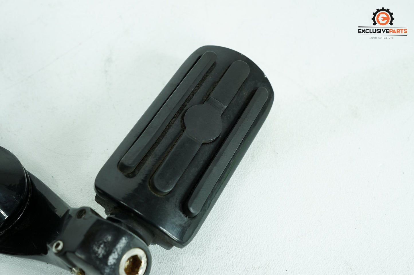 2007 - 2011 Harley-Davidson Touring Electra Glide Ultra Front Driver Highway 1 Foot Peg Rest B07FPF9WH4