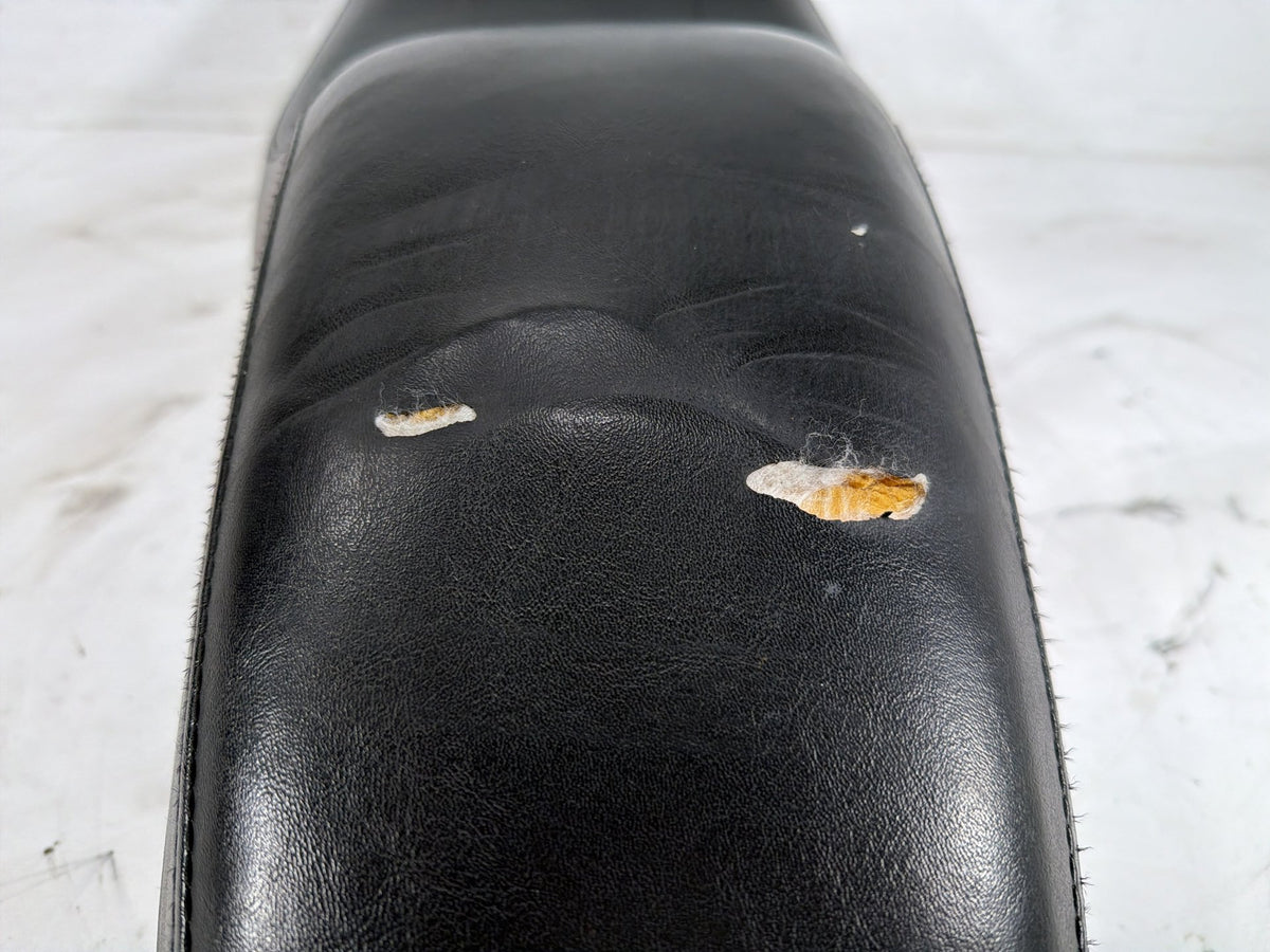 2006 Harley Softail Deuce FXSTDI OEM Passenger Rider Driver Seat Saddle * TORN *