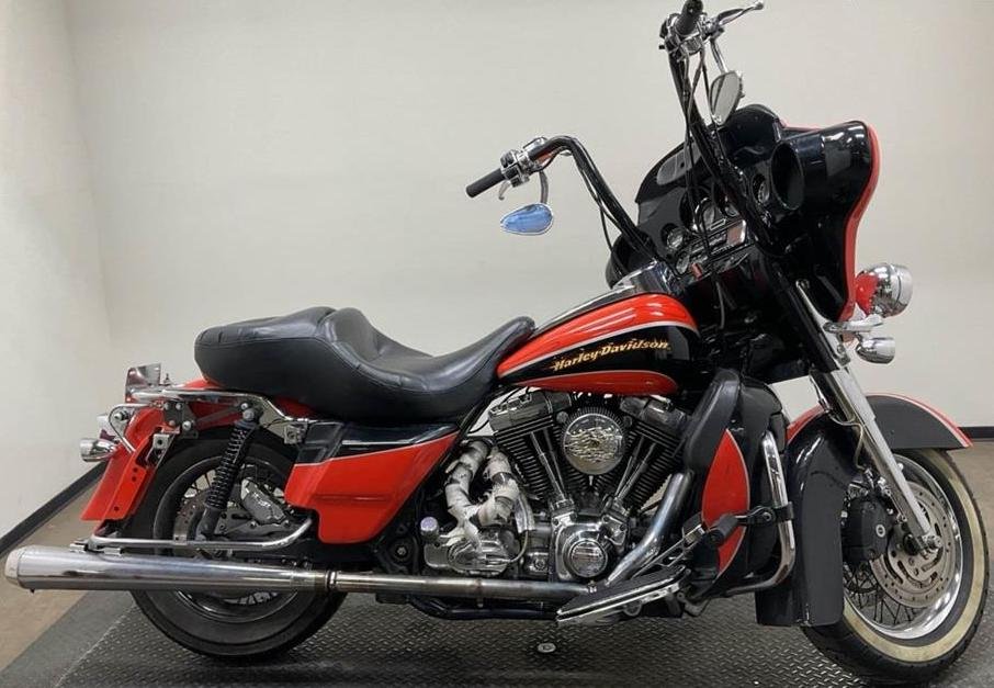 1999-2007 Harley-Davidson Electra Glide CVO Screamin Eagle