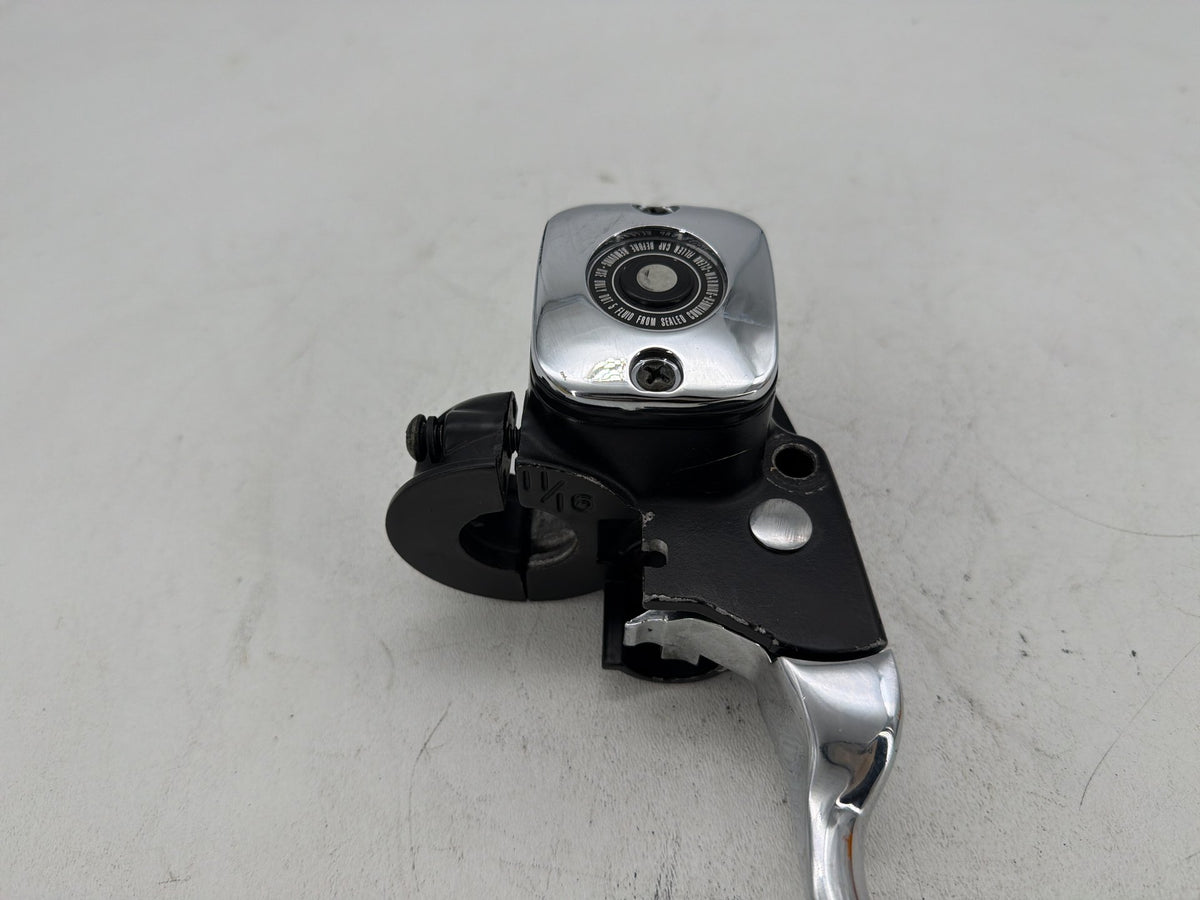 2002 Harley Electra Glide Touring OEM Front Right Brake Lever Master Cylinder