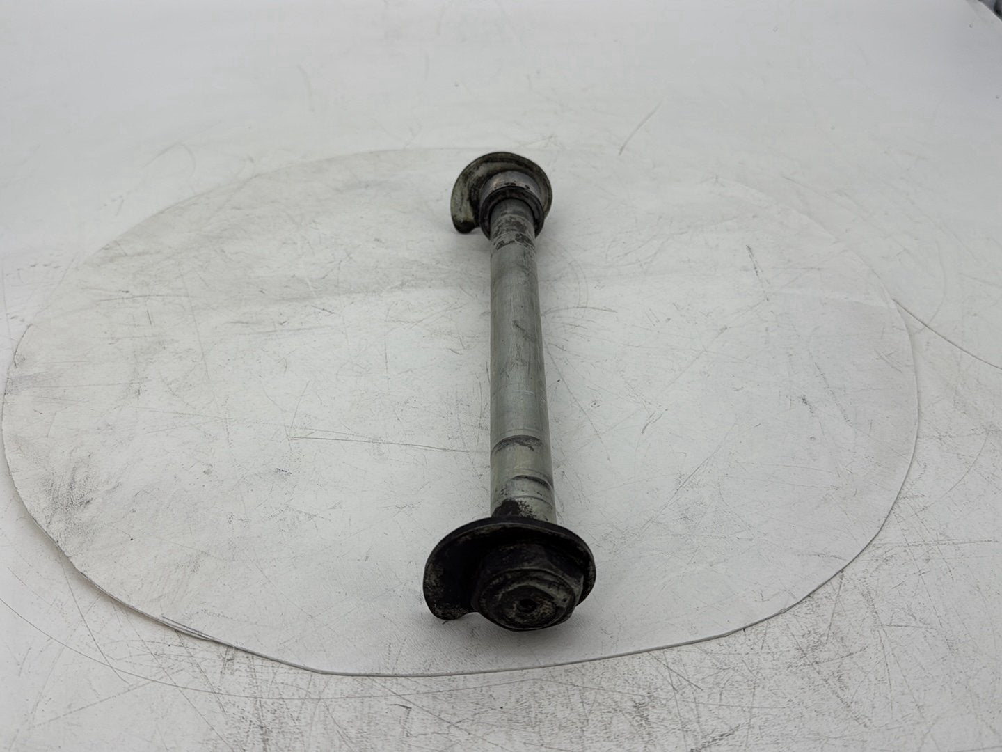 2008 Harley Electra Glide Touring Ultra FLHTCUI OEM Rear Wheel Axle Bolt Shaft