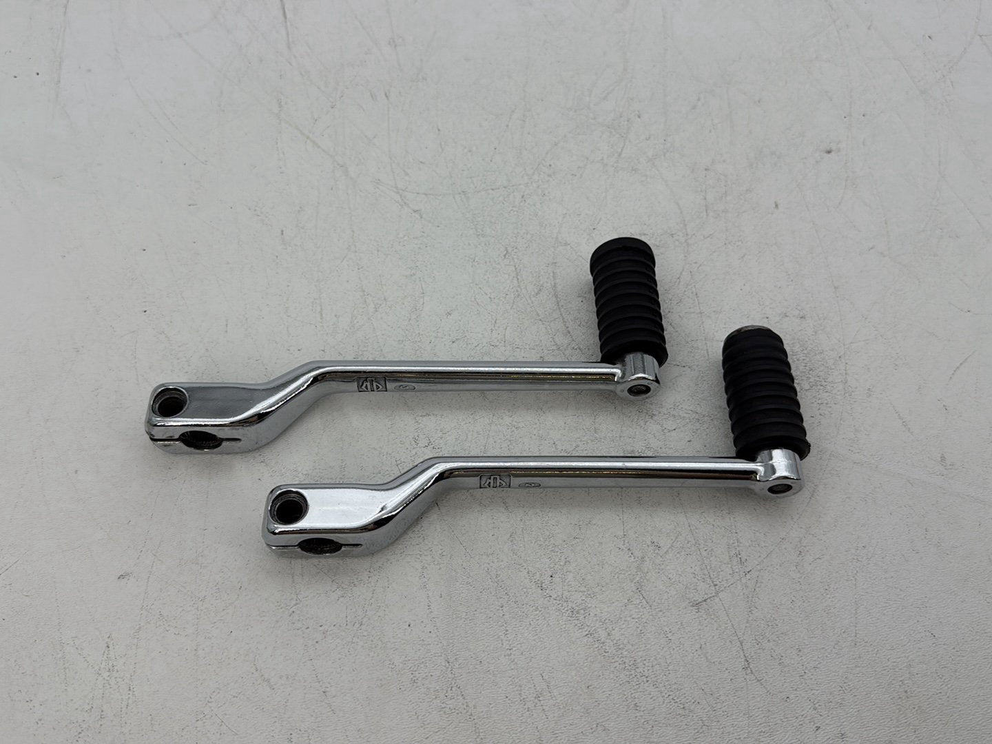 2017 Harley Road Glide Touring FLTRXS OEM Gear Shifter Lever Pedal Pedals