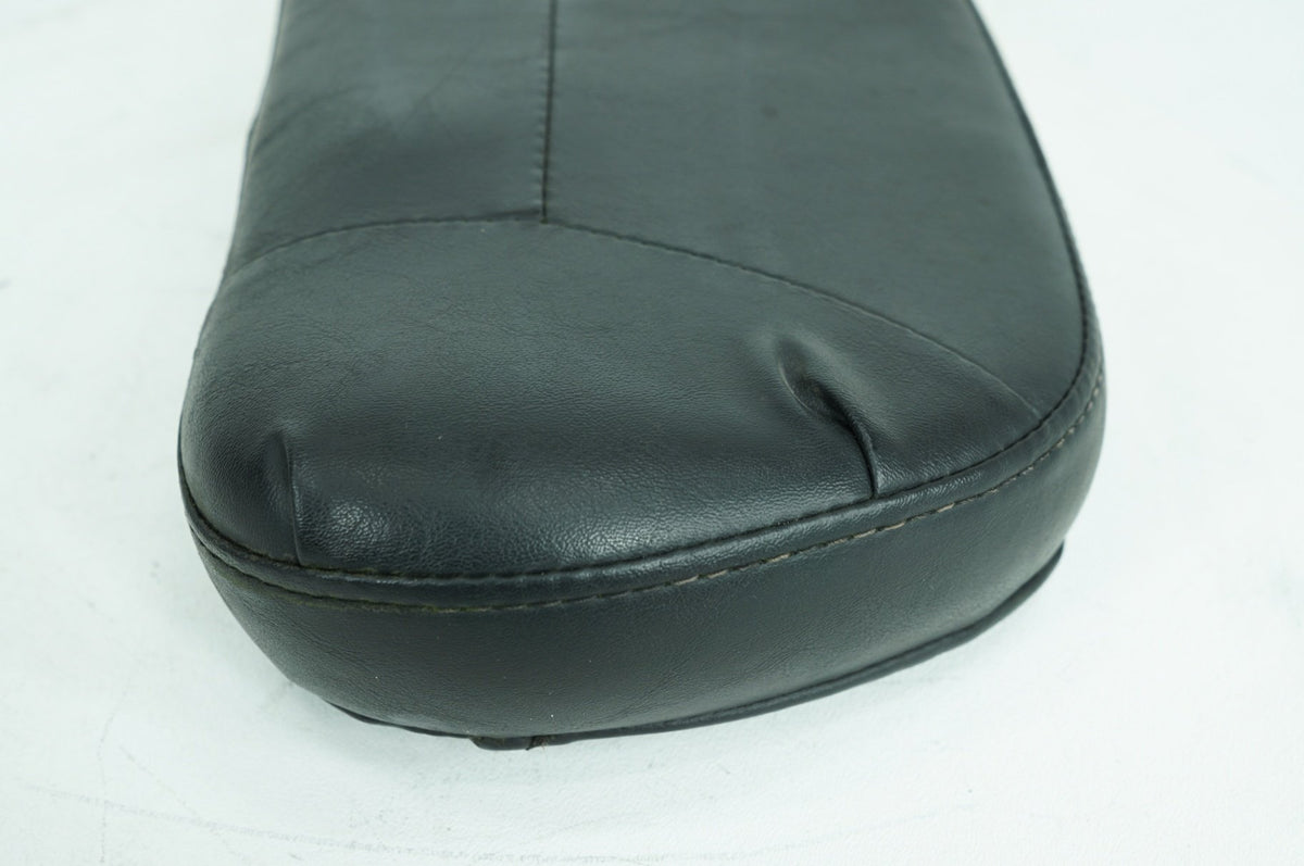 2008 - 2016 Harley-Davidson Touring Electra Glide Ultra Rear Passenger Backrest Cushion Pad 51727-05A