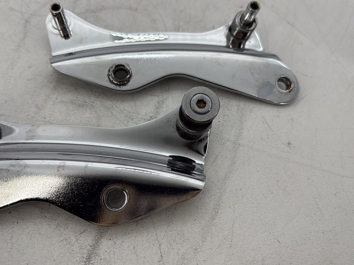 2017 Harley Road Glide Touring OEM 4 Point Detachable Docking Hardware 54246-09B