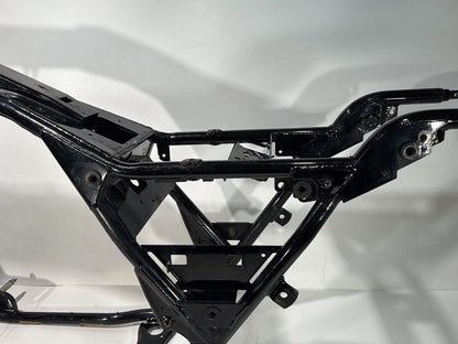 1999 - 2006 Harley-Davidson Touring Electra Glide Body Main Frame Chassis CLN CLR 	47900-02A