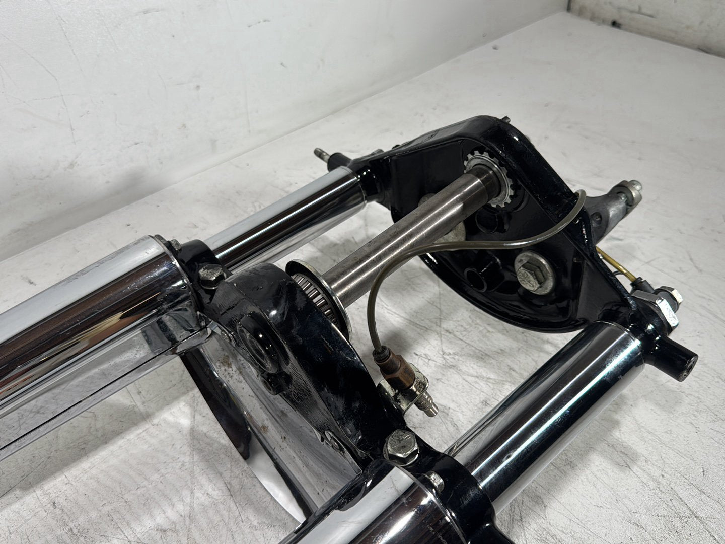 1996 Harley Road King Touring Police FLHPI OEM Front Triple Tree Set & LH RH Fork Legs Sliders