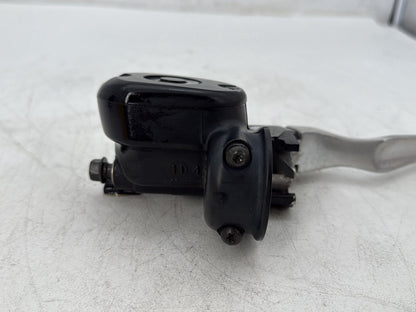 2009 Harley Sportster 883 XL883L Front Right Brake Lever Master Cylinder SCRATCHED