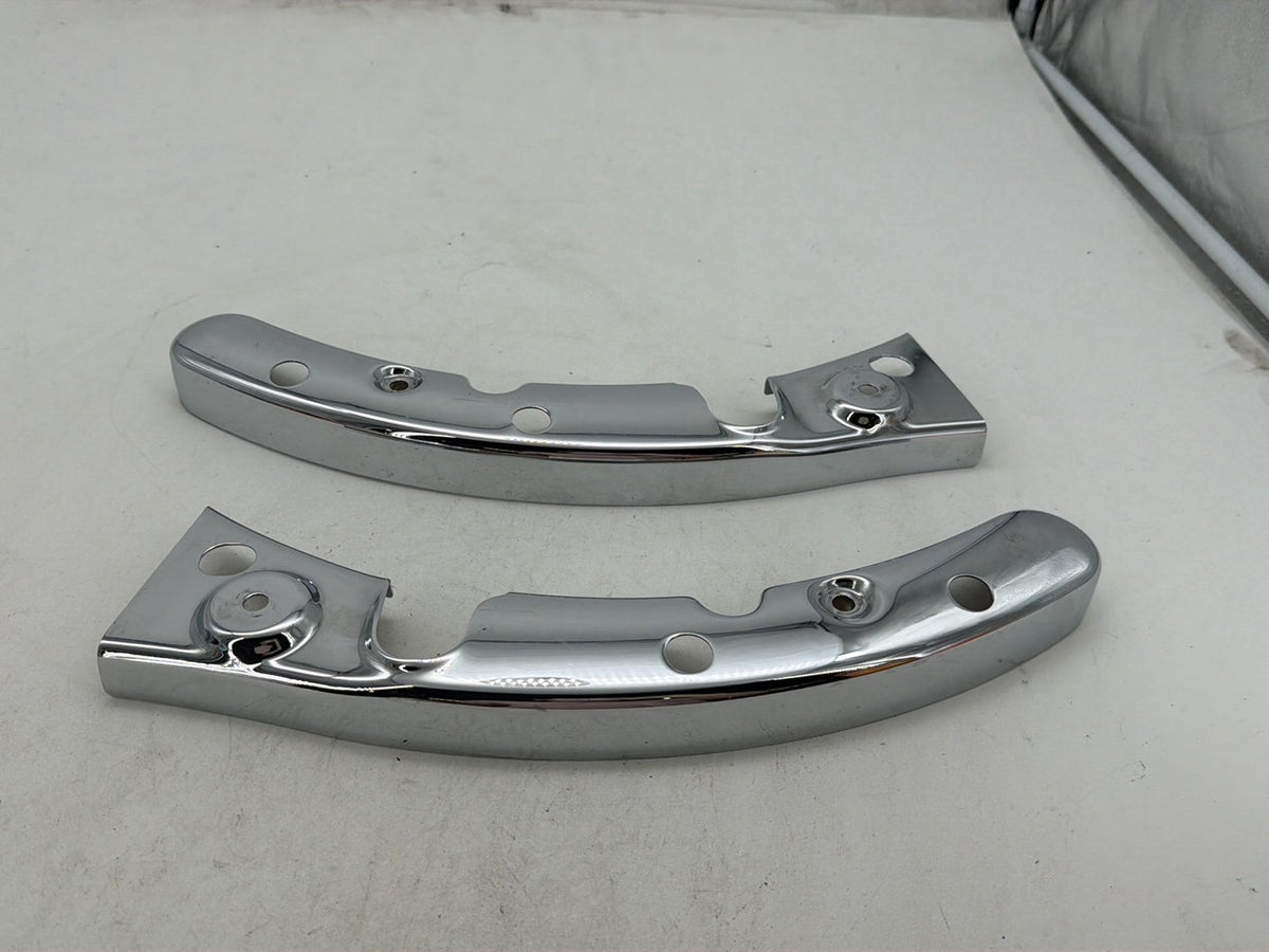 2010 Harley Street Glide Touring FLHX OEM Rear Left Right Fender Struts Bracket