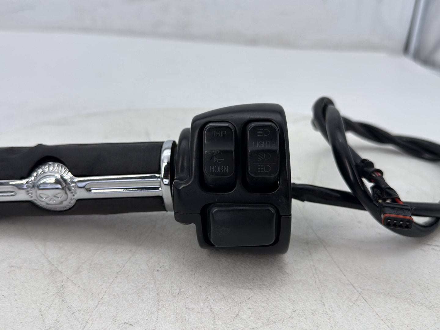 2012 Harley Dyna Fat Bob FXDF 103 OEM Left Turn Signal Headlight Switches Controls