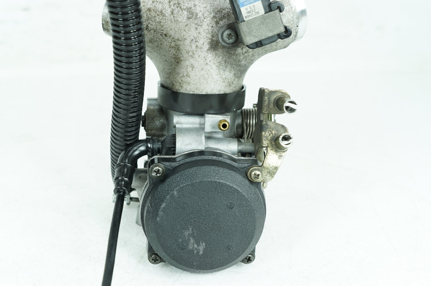 1999 - 2006 Harley-Davidson Softail Heritage Classic Engine Intake Manifold Throttle Body 27614-99