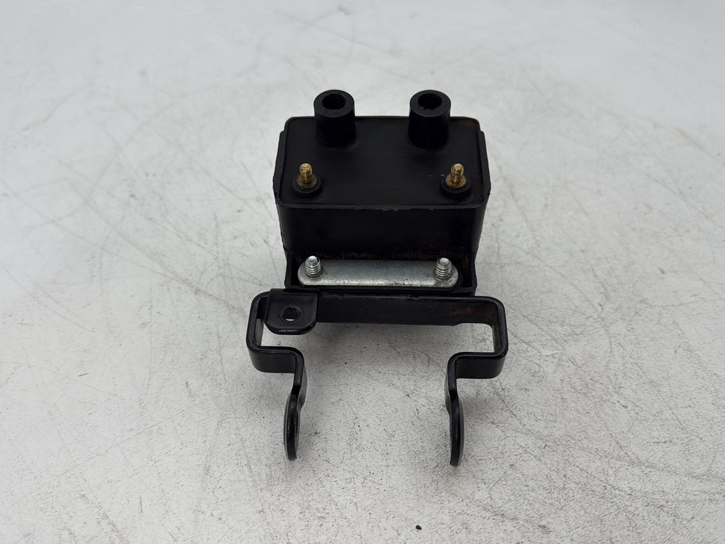 2001 Harley Sportster 883 Hugger XLH883 OEM Ignition Coil Spark Igniter