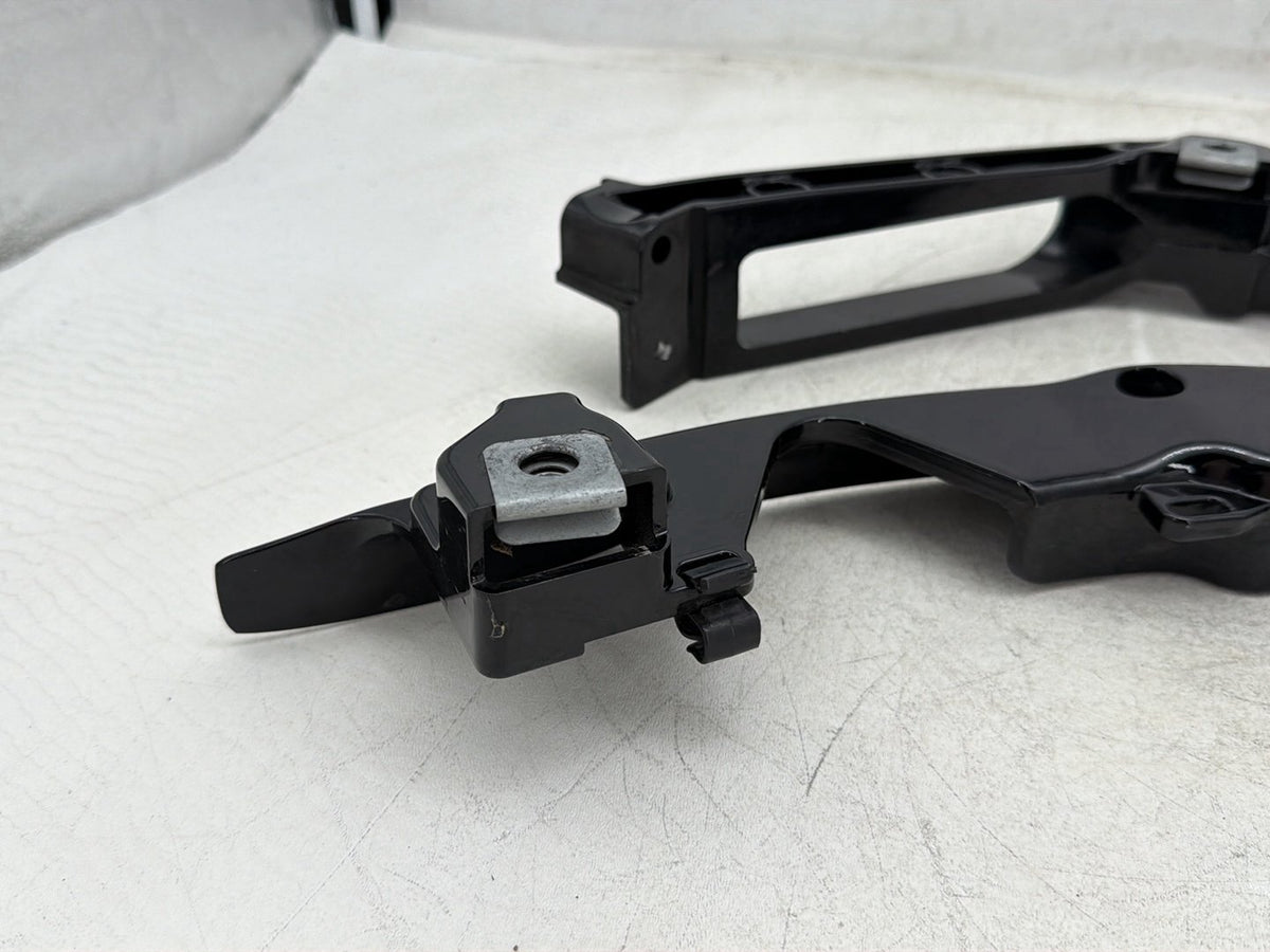 2018 Harley Road Glide Touring FLTRXS OEM Left Right Saddlebag Fender Struts Brackets