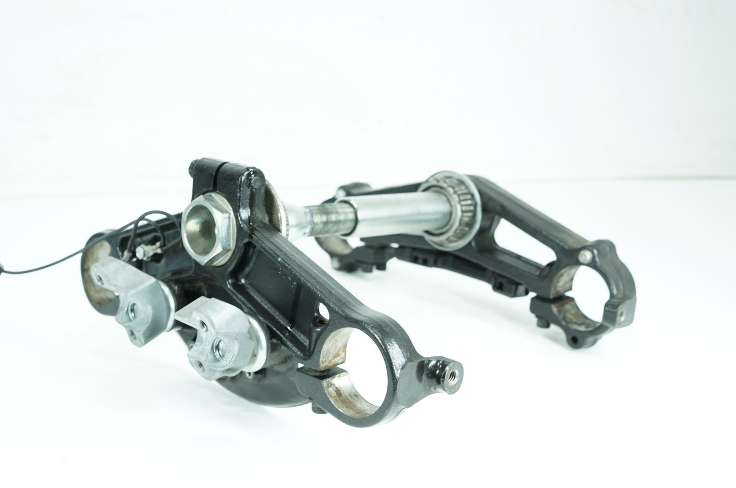 2007 - 2016 Harley-Davidson Touring CVO Electra Screamin Eagle Front Fork Upper Lower Triple Tree 45900091