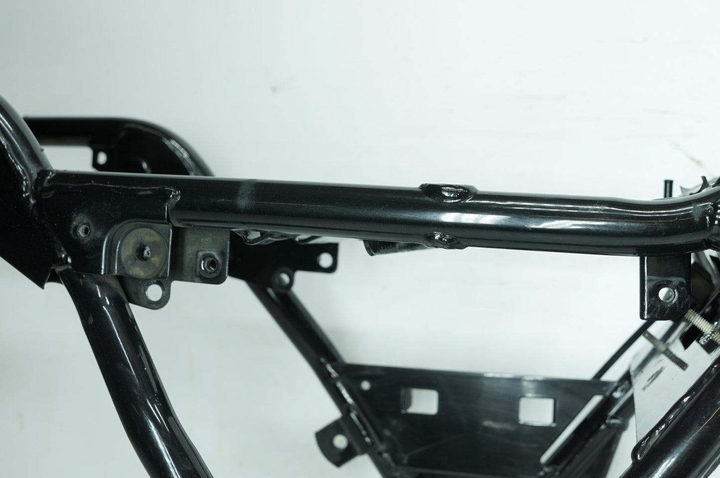 1999 - 2006 Harley-Davidson Touring Electra Glide Ultra Body Main Frame Chassis SLVG 47900-02A