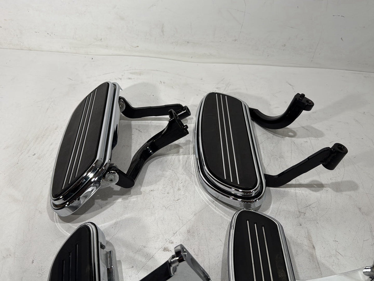 10 Harley Street Glide Touring OEM Left Right Driver & Pass Floorboard Foot Rest