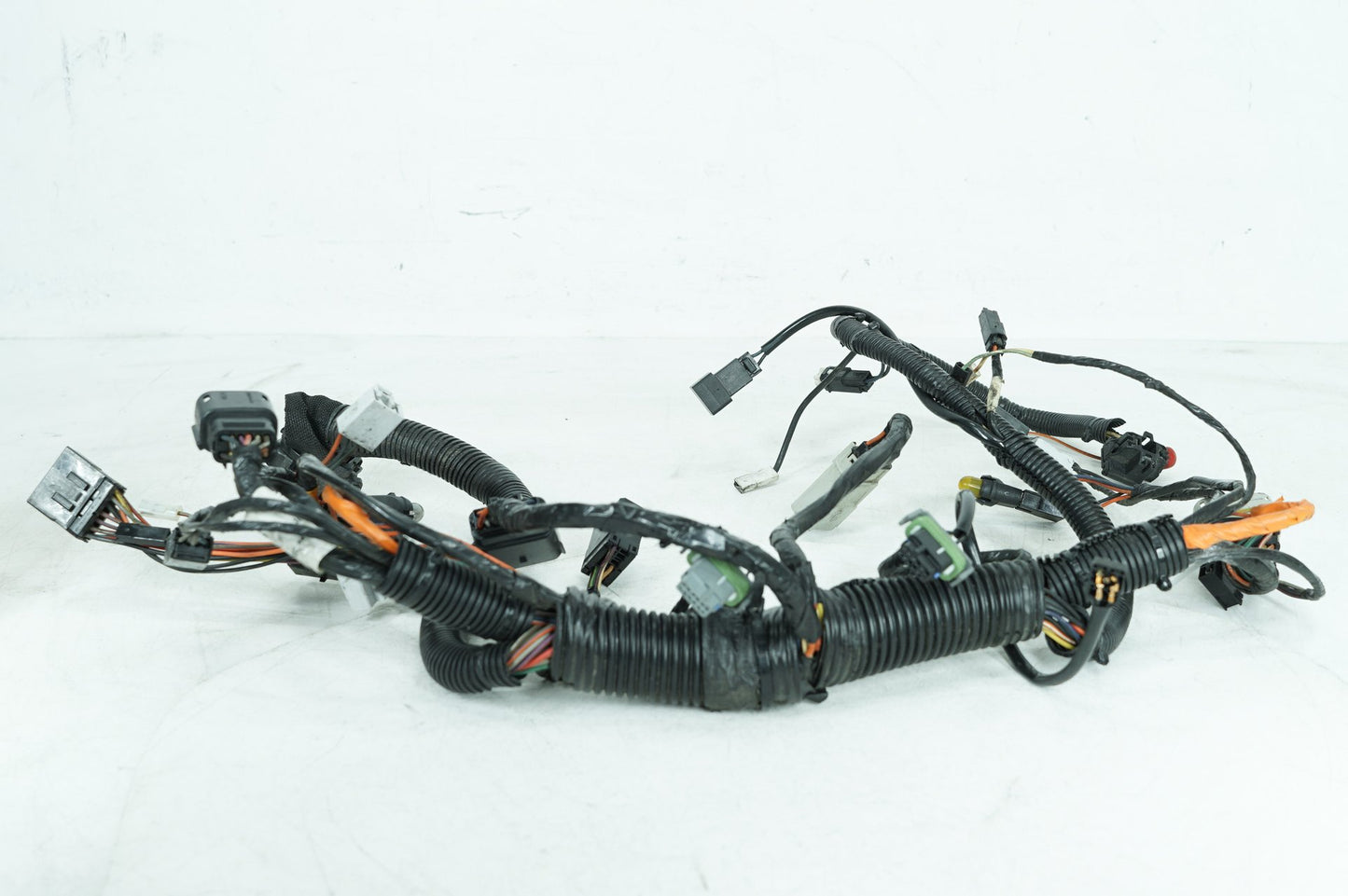 2007 - 2011 Harley-Davidson Touring Street Glide Front Sub Wiring Harness Loom Interconnect 70232-10
