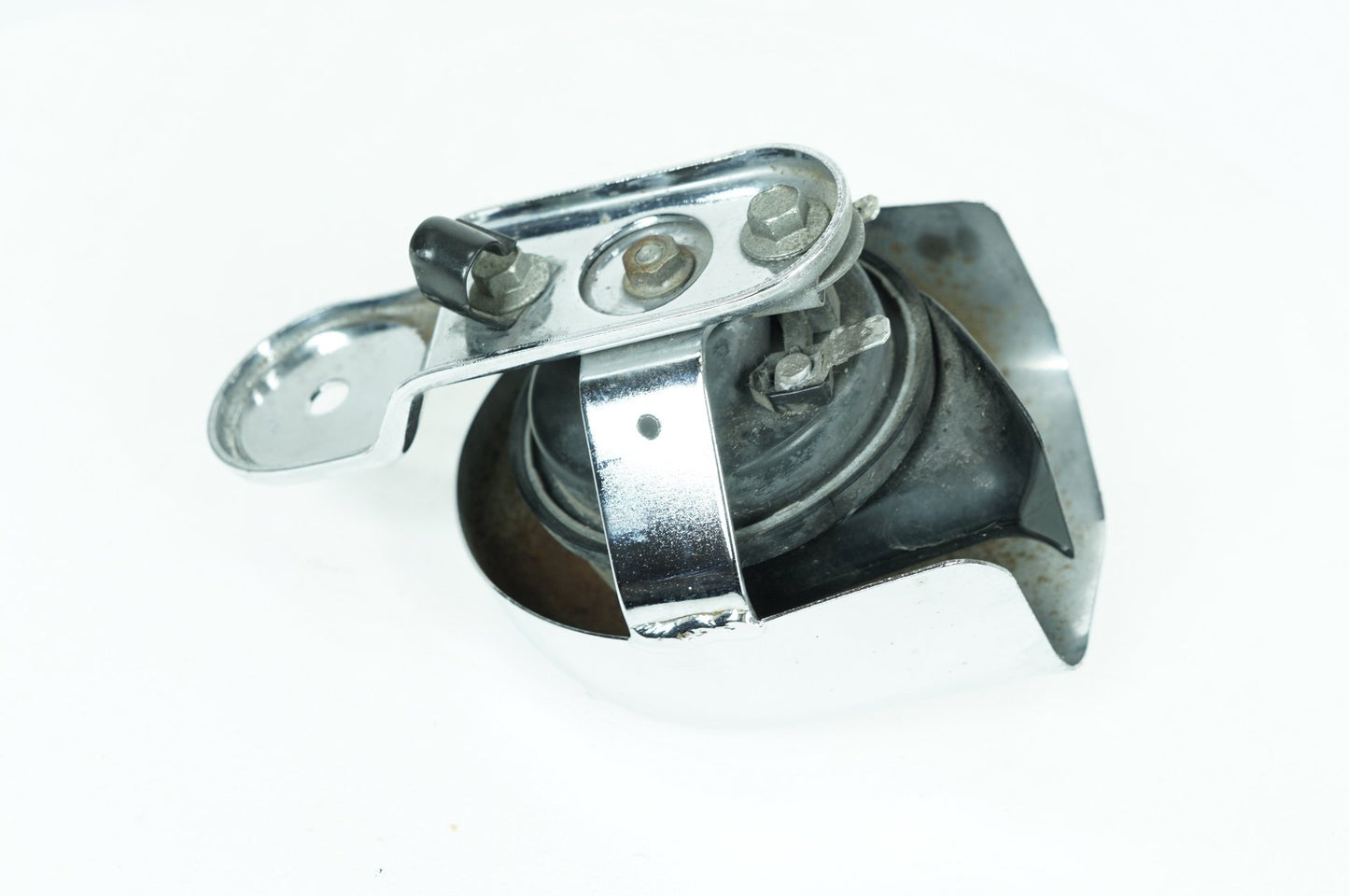 1999 - 2006 Harley-Davidson Touring Road King Horn Signal Klaxon Chrome Cover 69012-93A