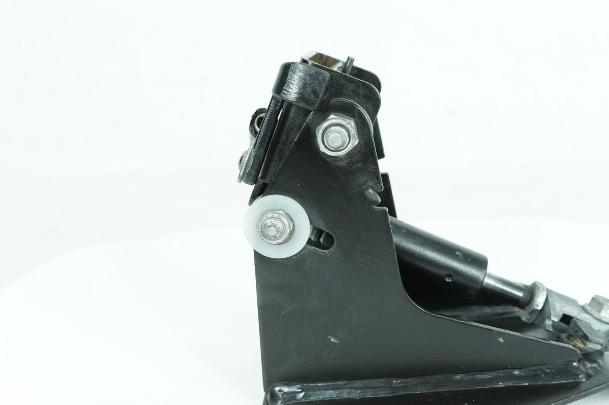2010 Harley-Davidson Touring Electra Ultra Backrest Lift Mount 52482-01A