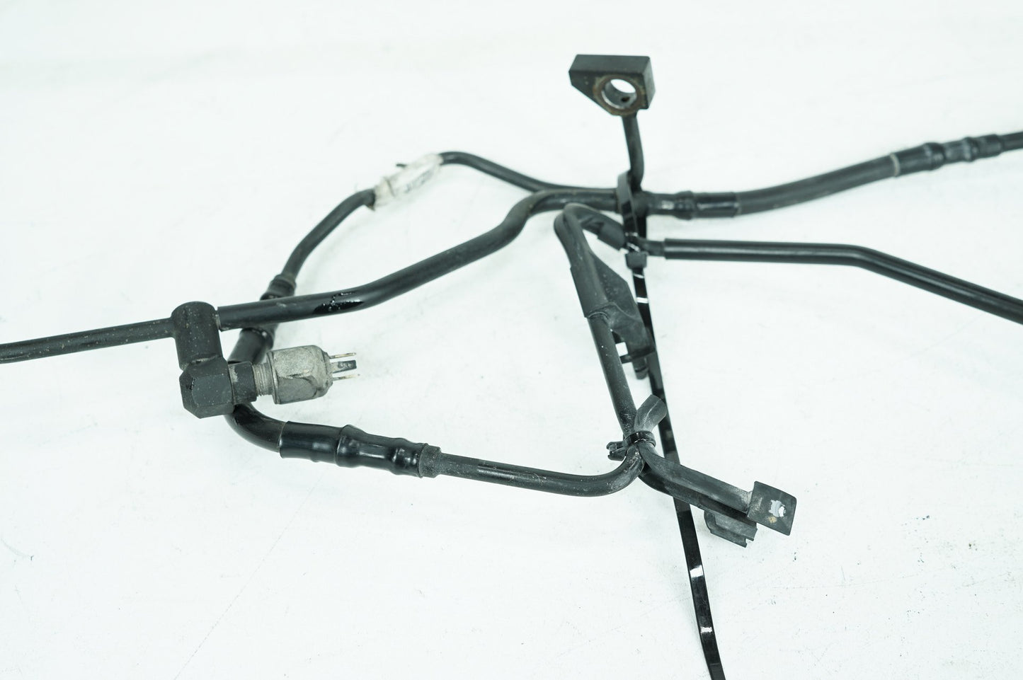 2008 - 2016 Harley-Davidson Touring Electra Glide Ultra Rear Brake Hose Line Pipe ABS 41800012