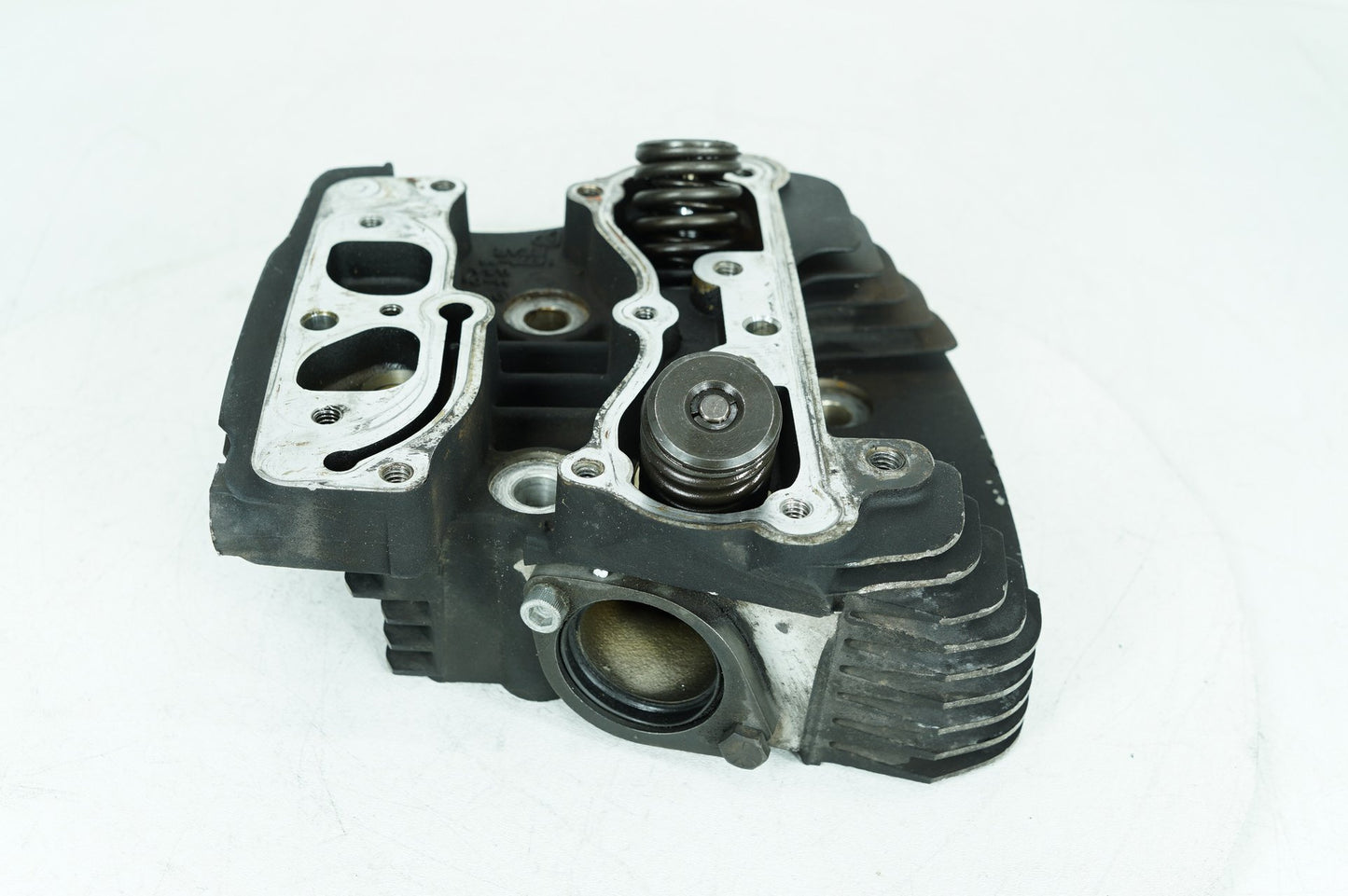 1999 - 2006 Harley-Davidson Touring Road King Rear Twin Cam Engine Cylinder Head 16725-99