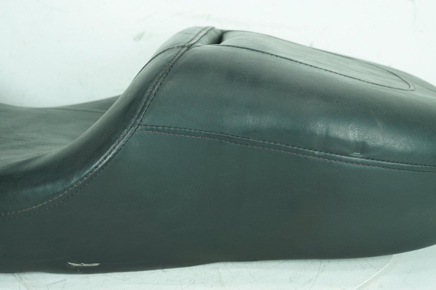 2007 - 2012 Harley-Davidson Touring Electra Glide Ultra Passenger Rider Driver Seat Saddle 52164-10