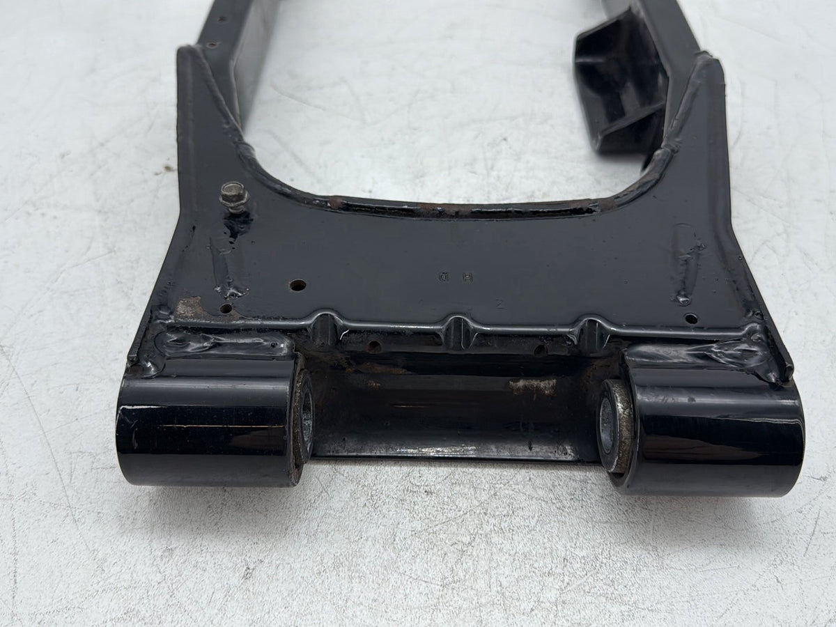 2007 Harley Road King Touring FLHR OEM Rear Fork Swingarm Swing Arm