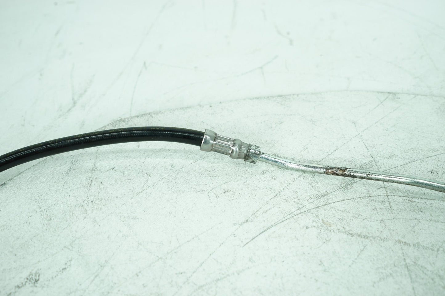 2007 - 2016 Harley-Davidson Touring CVO Street Glide Screamin Front Brake Hose Line Pipe ABS 46673-10