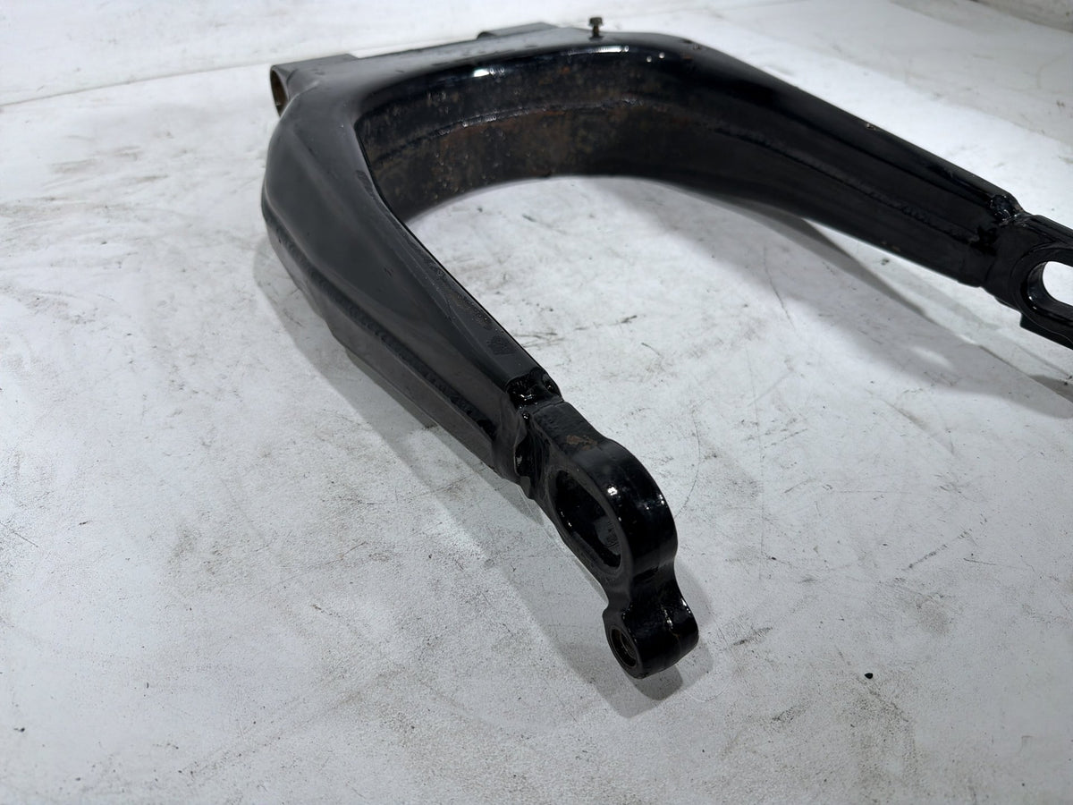 2010 Harley Electra Glide Touring Ultra OEM Rear Fork Swingarm Swing Arm