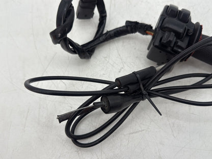 2007 Harley Touring FLHTCU Electra Glide Ultra OEM Right Engine Start Kill Switches Controls