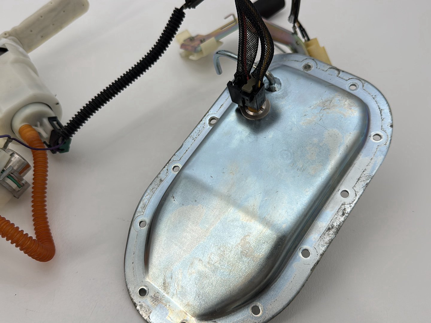 2006 - 2017 Harley-Davidson Dyna Street Bob Fuel Pump Gas Gasoline Petrol Sending 75246-04