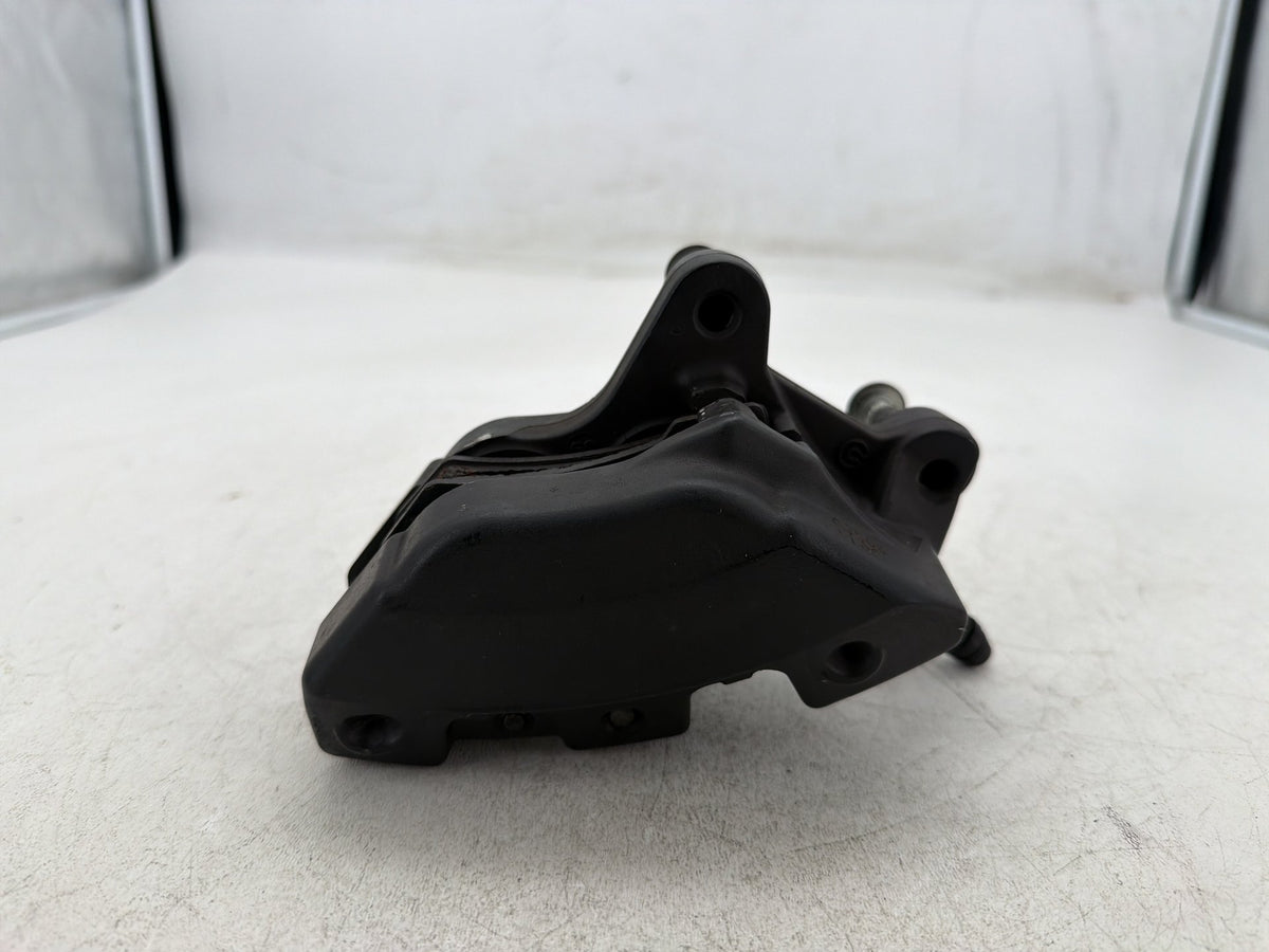 2010 Harley Street Glide Touring FLHX OEM Front Right 1 Brake Caliper