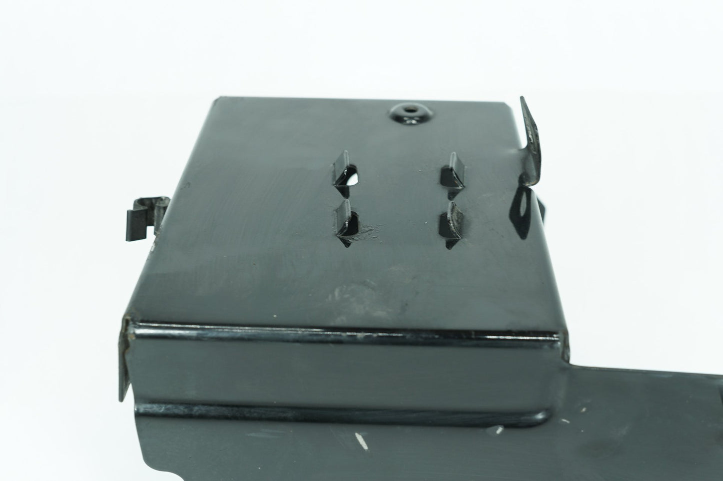 1999 - 2006 Harley-Davidson Touring Electra Glide Ultra Battery Tray Bracket Holder Carrier 	66281-02A