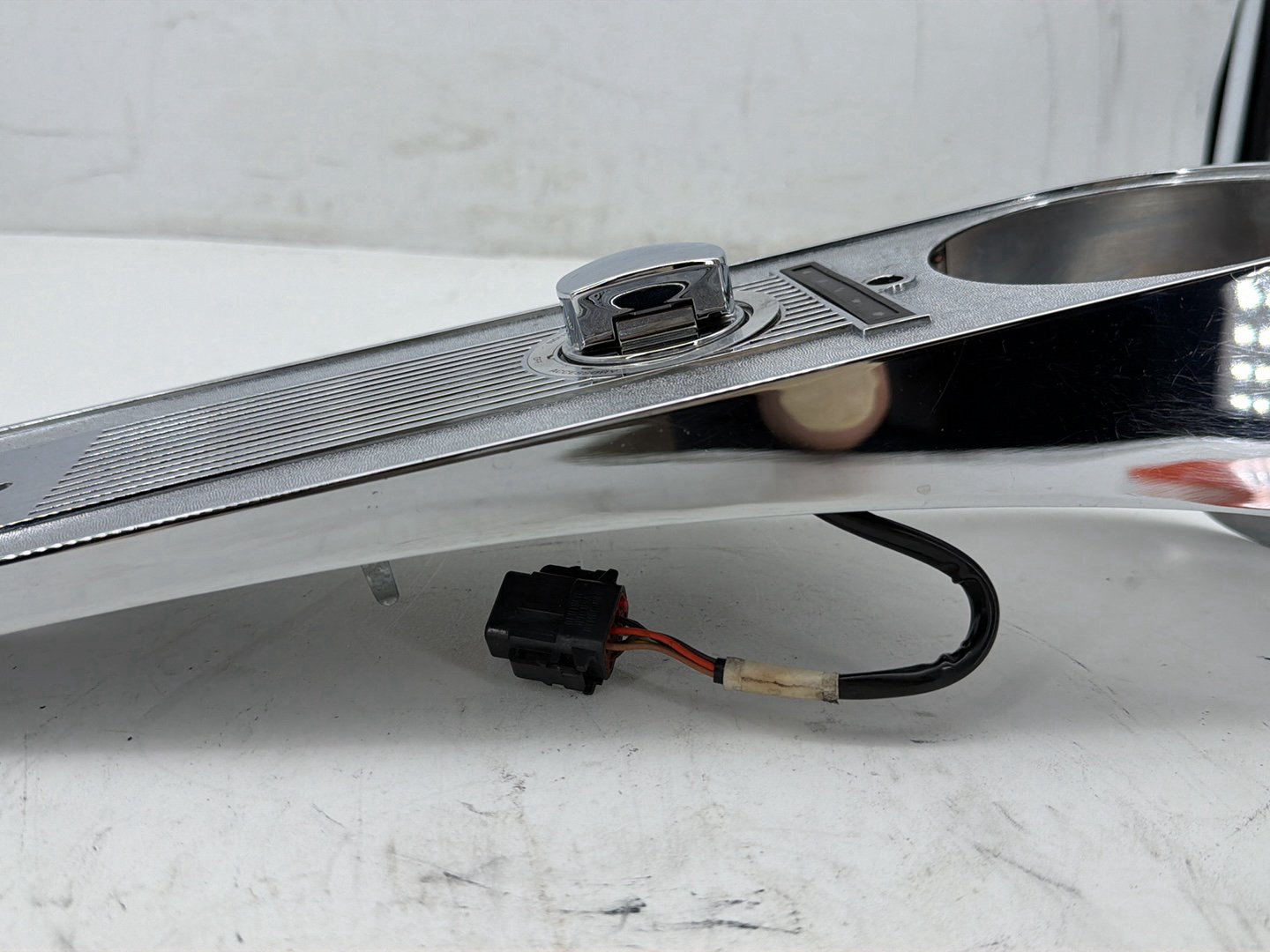 2003 Harley Road King Touring FLHRCI Classic OEM Fuel Gas Tank Dash Console NOKey