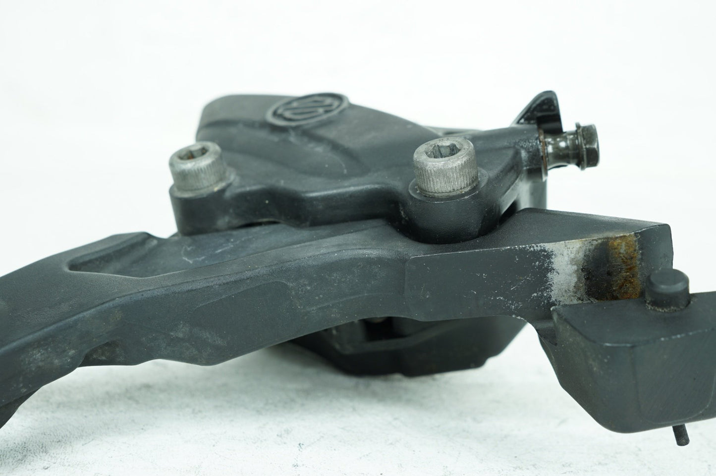 2007 - 2011 Harley-Davidson Touring Street Glide Rear Back Brake Caliper w/ Bracket 44080-08B