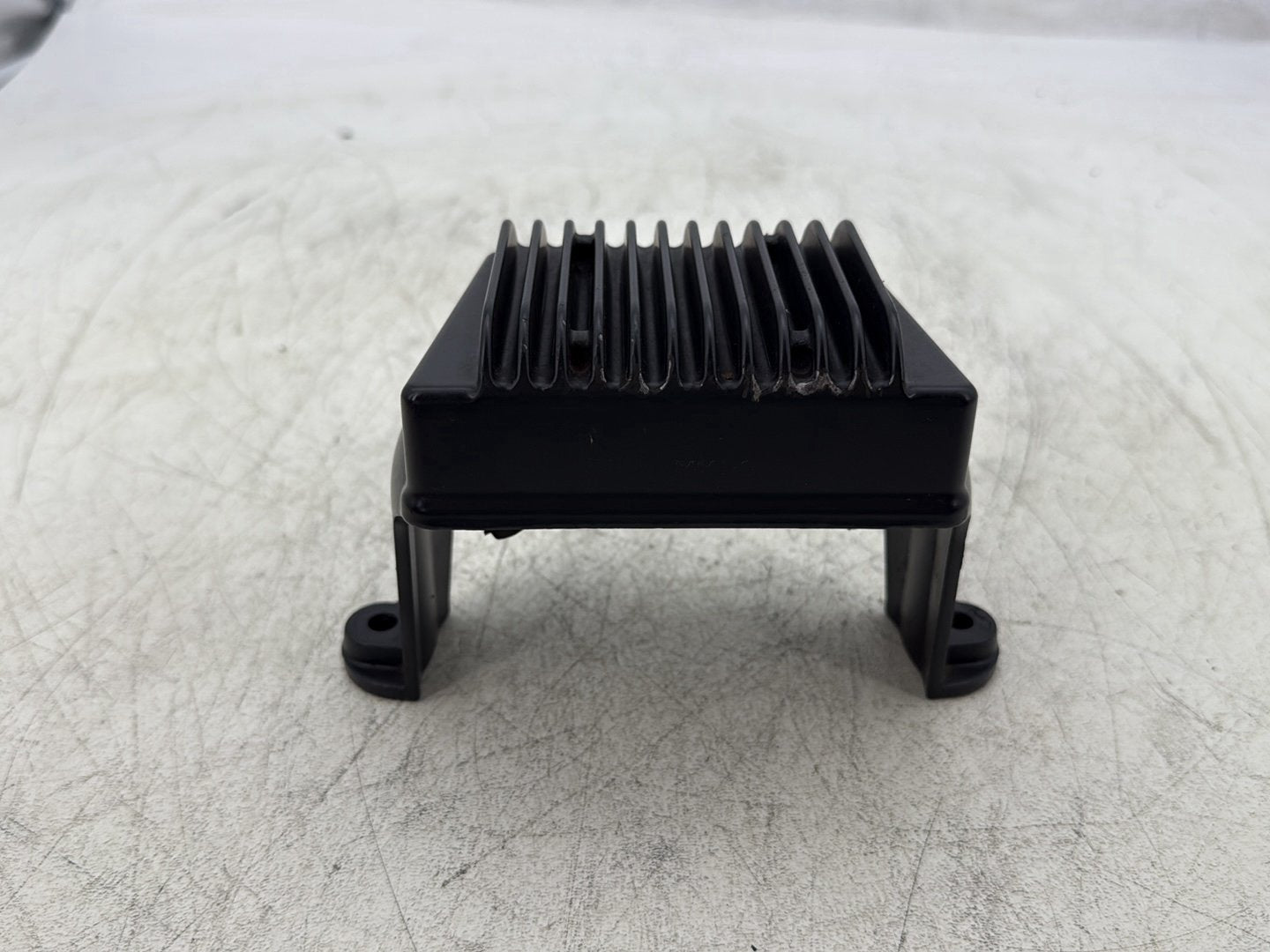 2007 Harley Touring FLHTC Electra Glide Classic OEM Voltage Regulator Rectifier