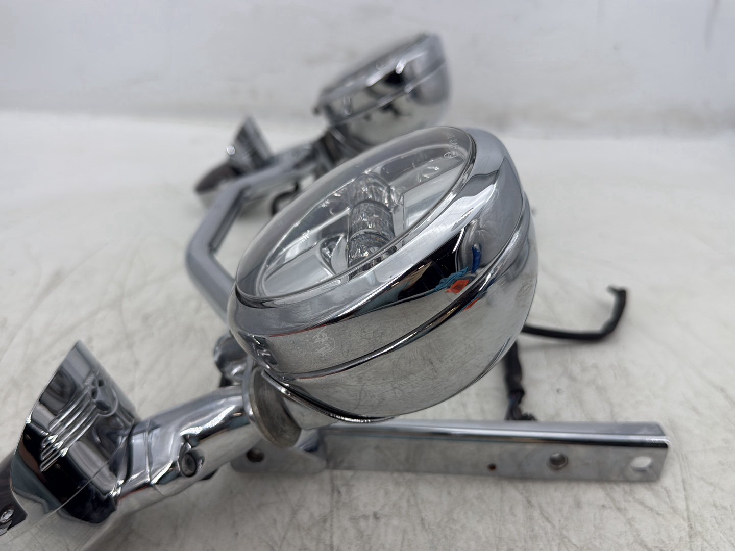 2000 Harley Softail FLSTC Heritage Classic OEM Front Turn Signal Indicators Aux Light Bar