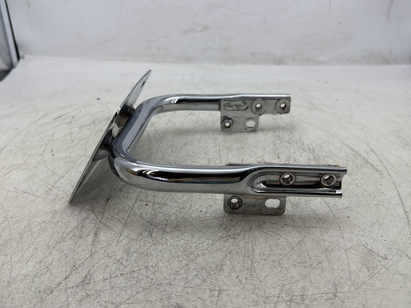 2007 Harley Touring FLHTC Electra Glide Classic OEM Rear License Plate Support Bar Holder