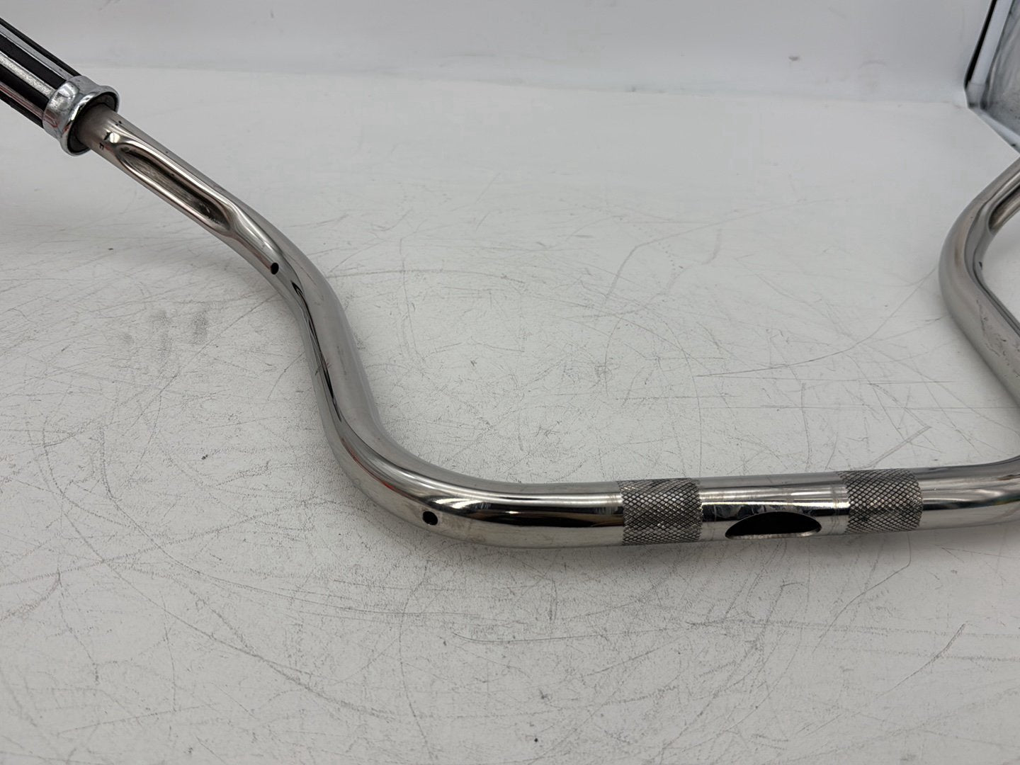2006 Harley Touring FLHRI Road King OEM Front Handlebars Handle Bars