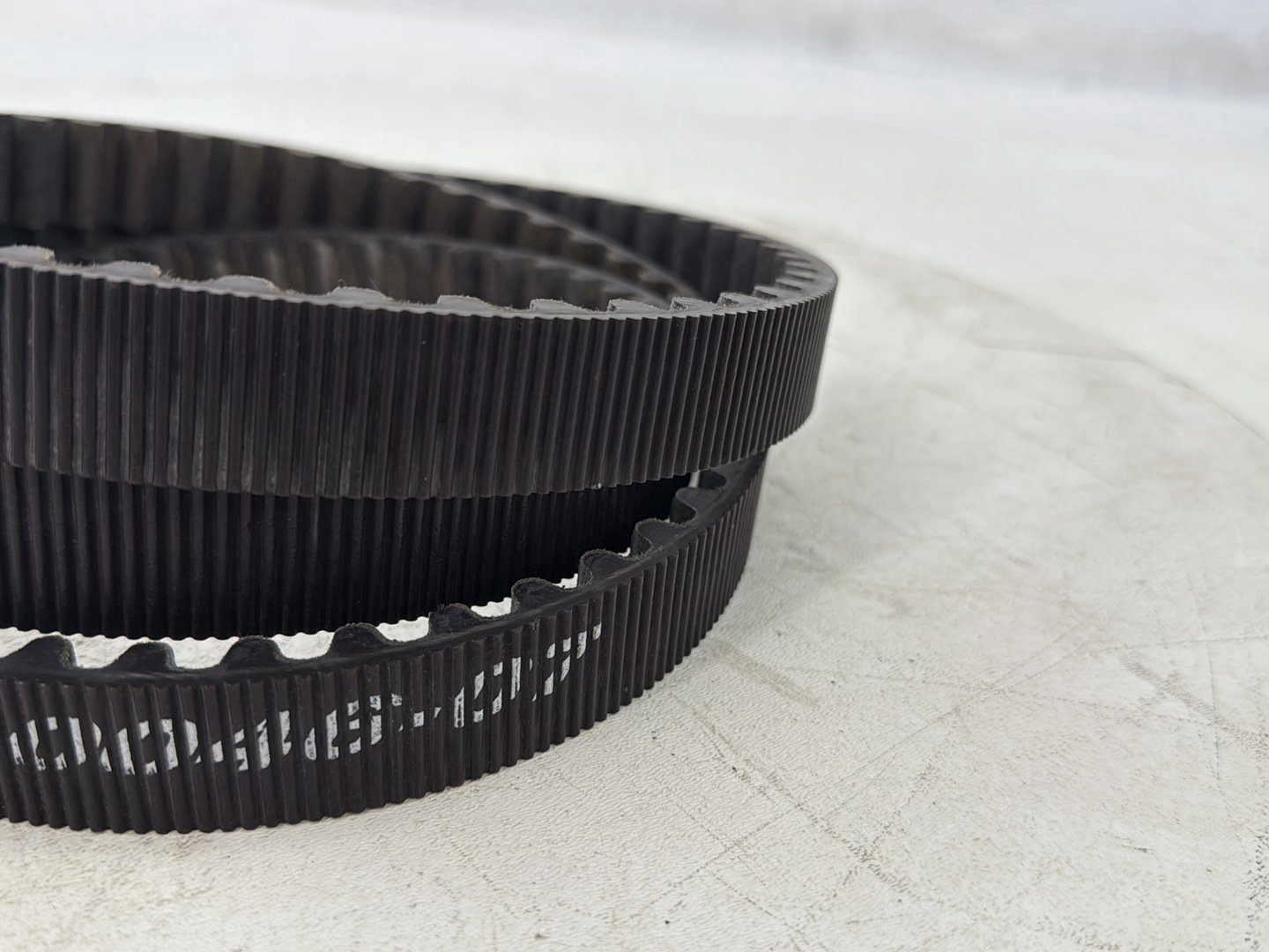 2015 Harley Dyna Low Rider FXDL OEM Rear Drive Belt