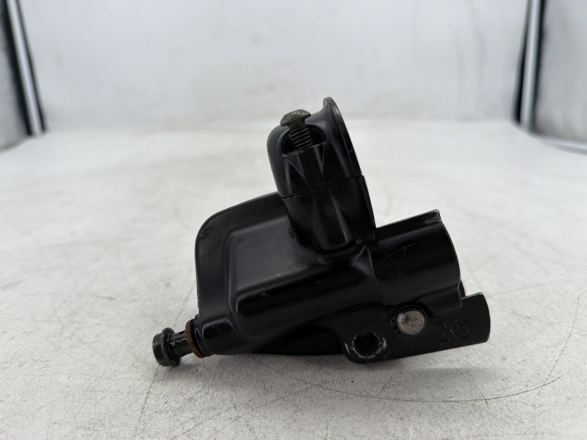 01 Harley Fat Boy Softail OEM Front Brake Master Cylinder Reservoir SCRATCHED