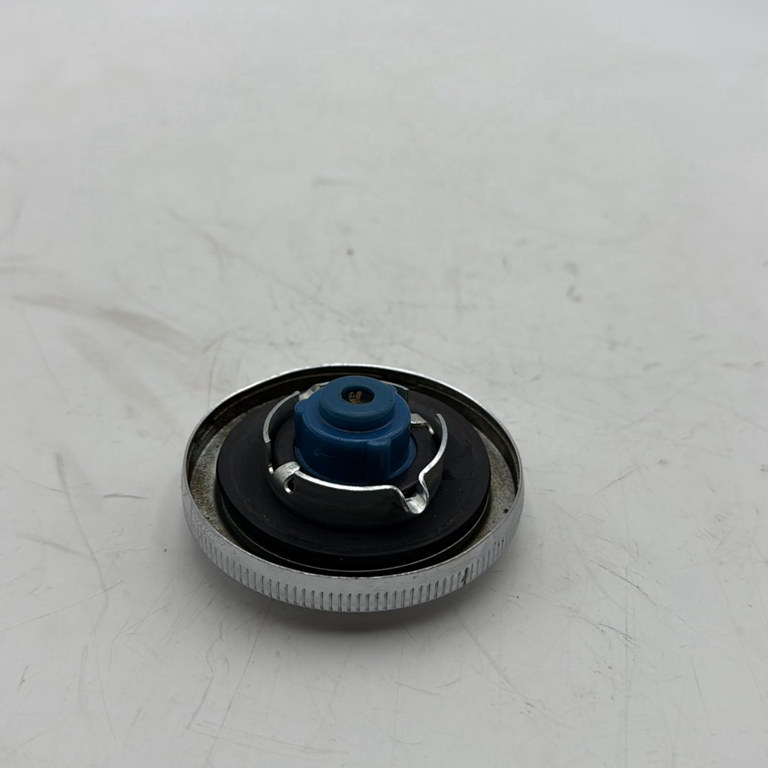 1999 - 2006 Harley-Davidson Dyna Low Rider Fuel Gas Tank Cap Bushing Hub  	61272-92C
