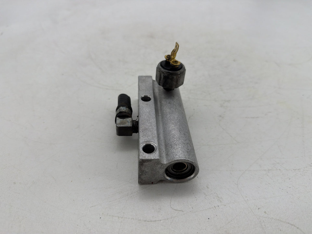 91 Harley Electra Glide Touring Classic OEM Rear Brake Master Cylinder 41755-86