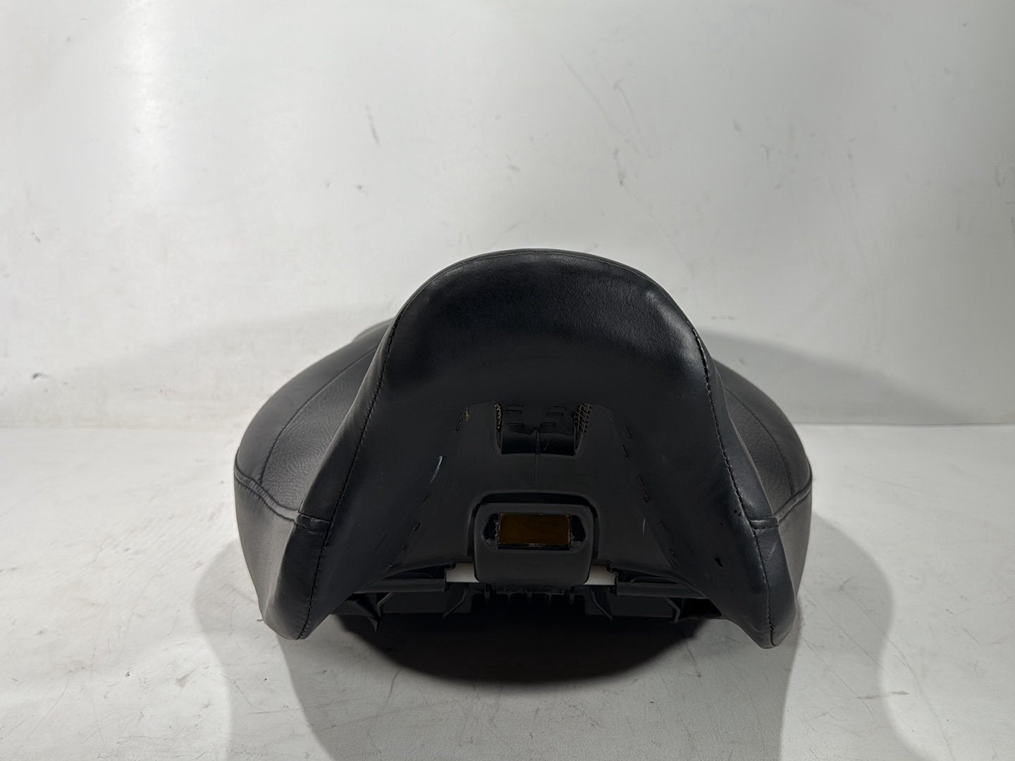 2010 Harley Street Glide Touring FLHX OEM Passenger Rider Driver Seat Saddle