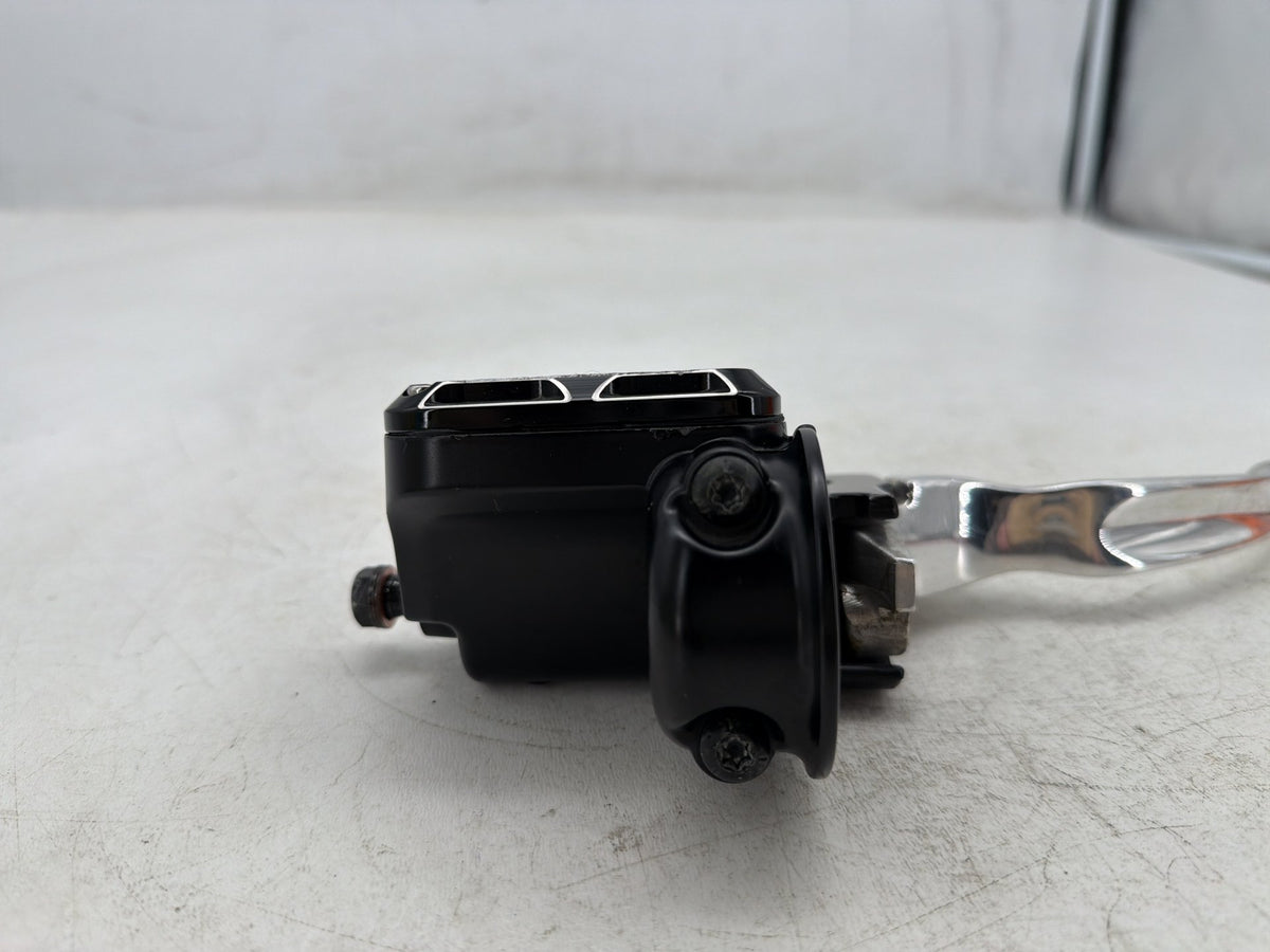 09 Harley Street Glide Touring FLHX OEM Front Right Brake Lever Master Cylinder