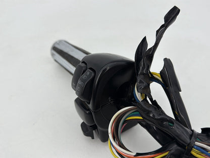 2007 - 2011 Harley-Davidson Touring Street Glide Left Turn Signal Headlight Switches Controls 71567-96