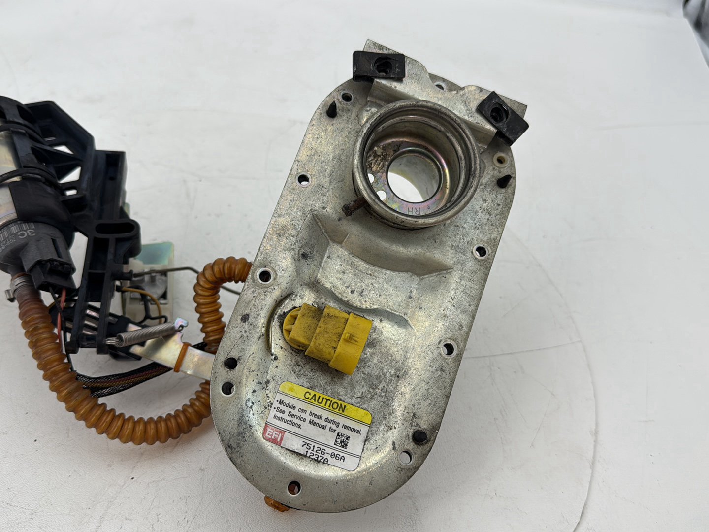2007 - 2012 Harley-Davidson Touring Electra Glide Ultra Gas Gasoline Fuel Petrol Pump Sending