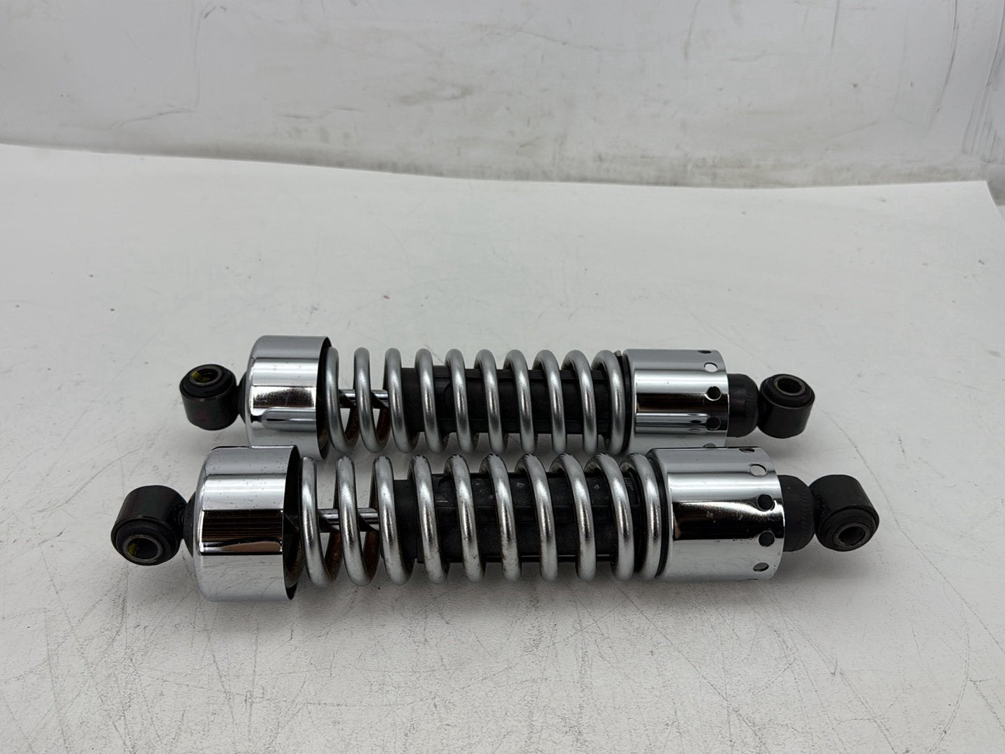 2000 Harley Dyna FXDWG Wide Glide OEM Rear Left Right Shock Absorbers