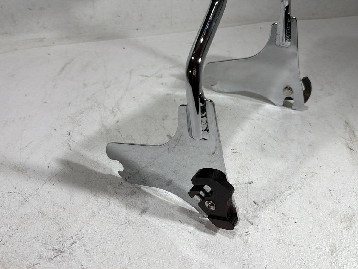 2006 Harley Electra Glide Touring FLHT OEM Rear Sissy Bar w/ Backrest Cushion Pad