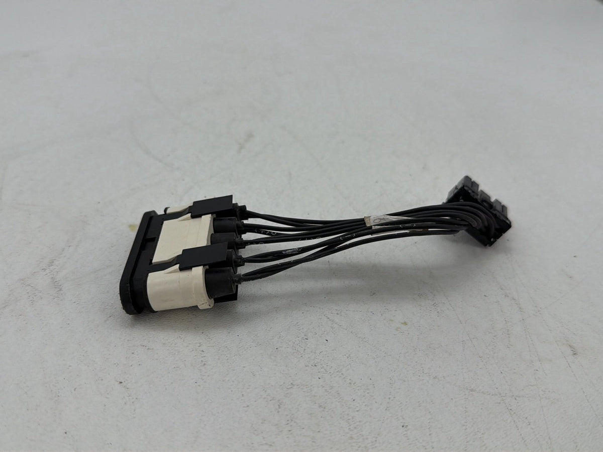 2005 Harley Electra Glide Touring Ultra OEM Dash Indicator Lamp Wire Plug 68789-96A