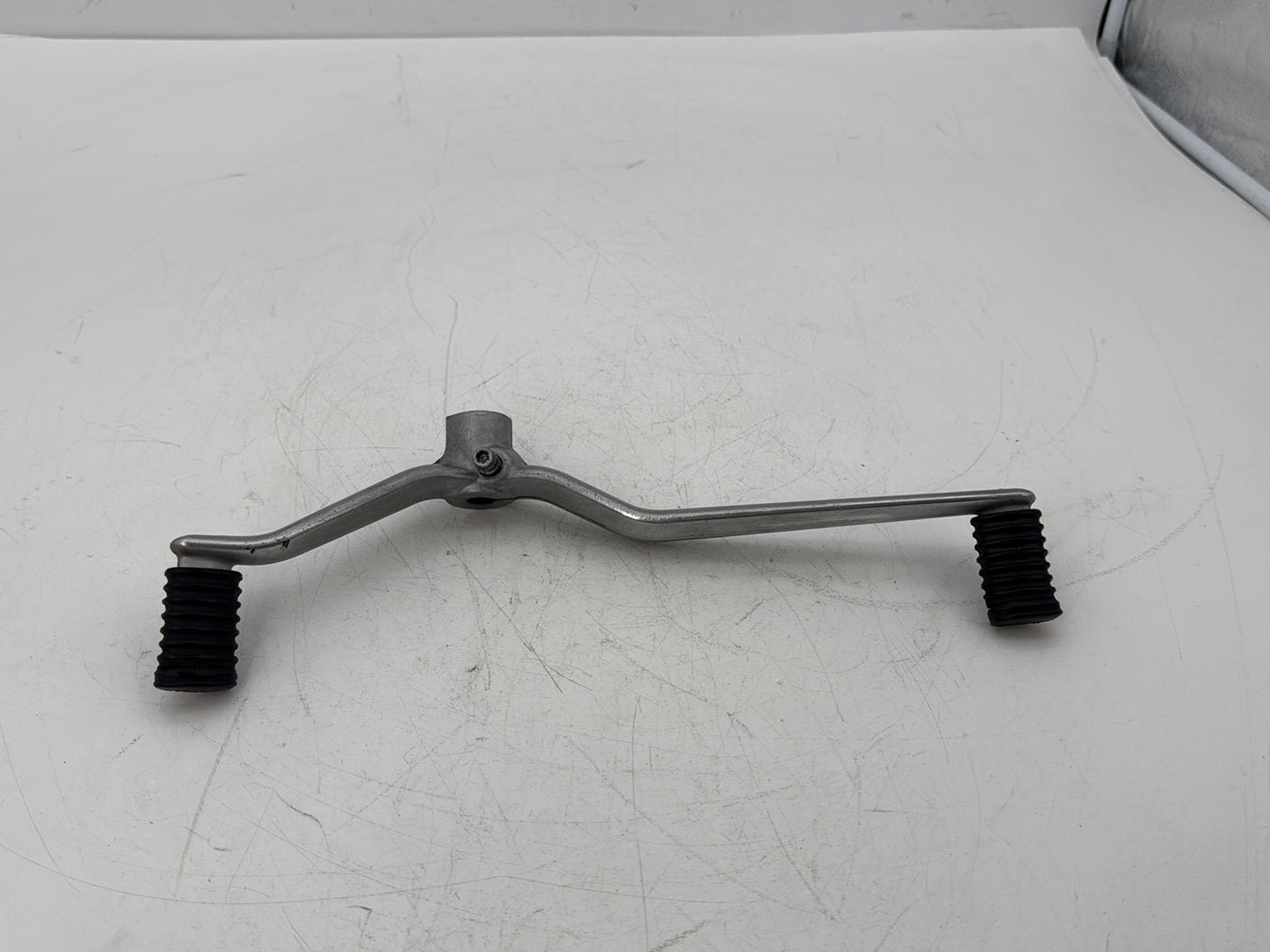 2002 Harley Dyna FXD Super Glide OEM Gear Shifter Lever Pedal Pedals